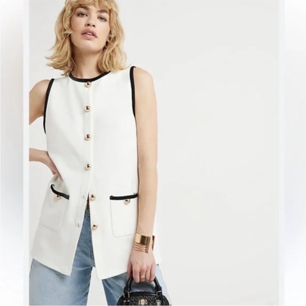 Linen blend black and white button vest